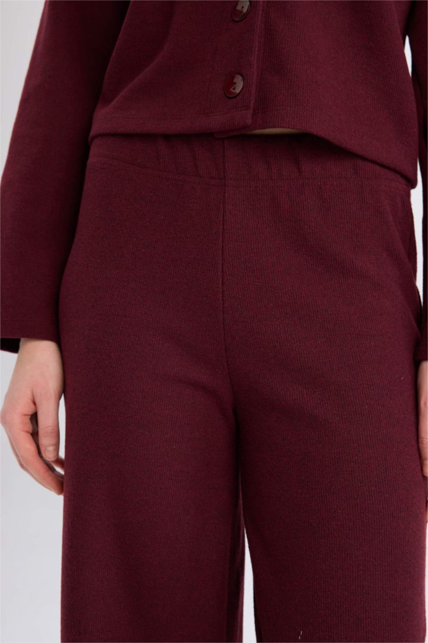 Kadın Bordo 2'li Takım V Yaka Düğmeli Hırka Beli Lastikli Geniş Paça Pantolon
