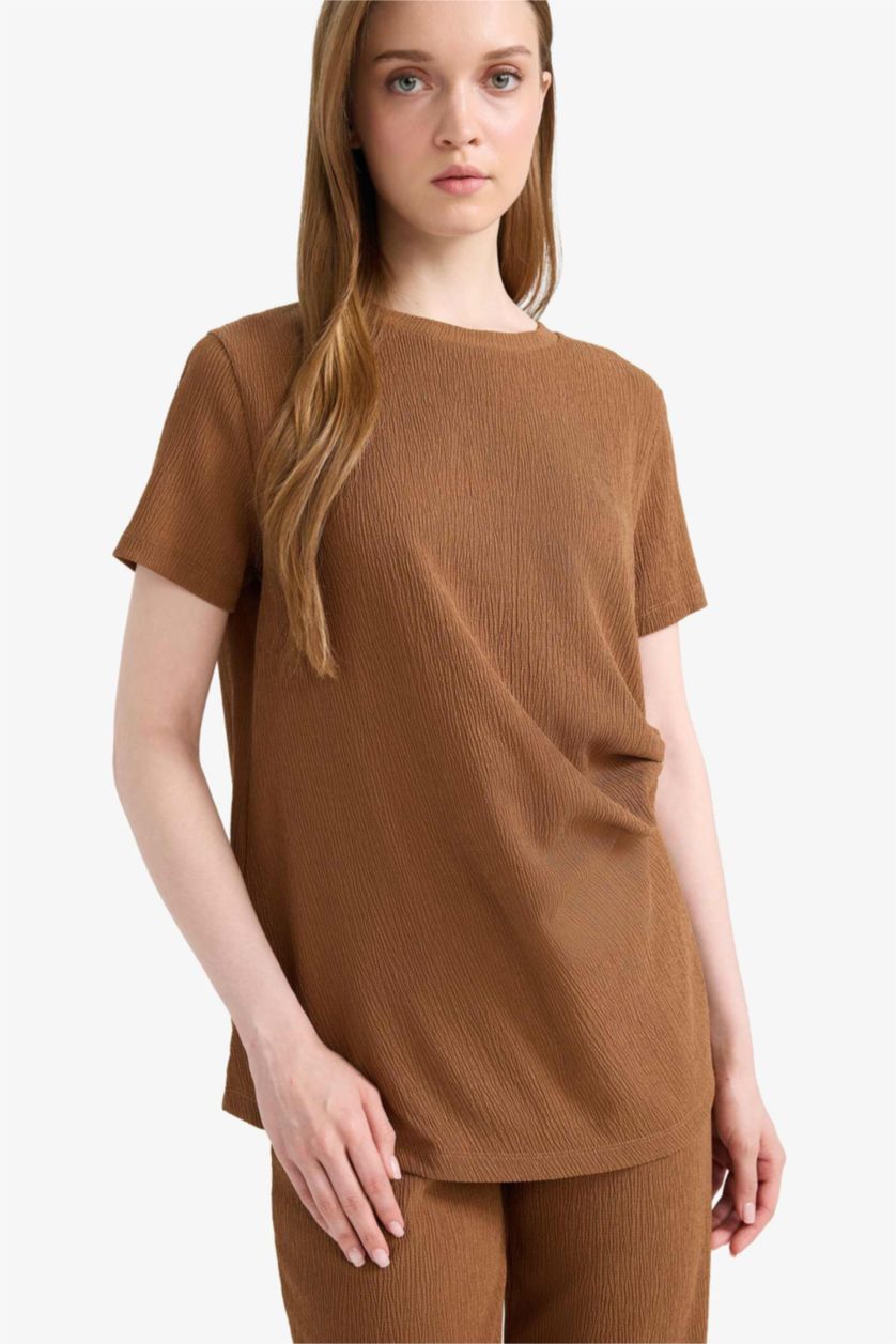 نساء لون الأقرفة Regular Fit Crew Neck Short Sleeve Waffle T-Shirt