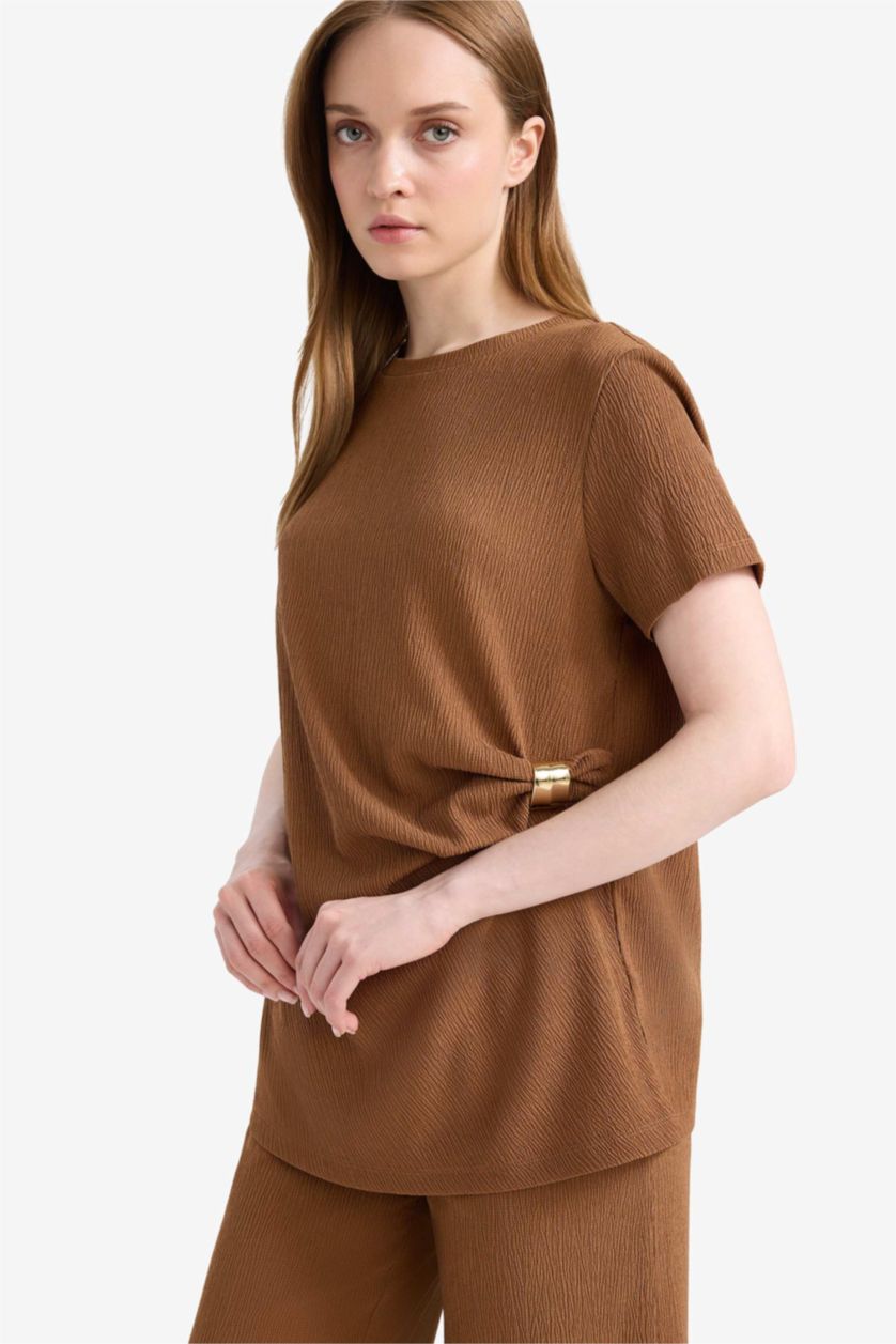 نساء لون الأقرفة Regular Fit Crew Neck Short Sleeve Waffle T-Shirt