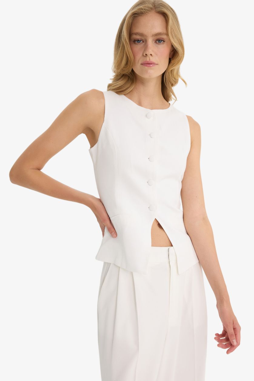 Kadın Kırık Beyaz Slım Fıt Bisiklet Yaka Yelek