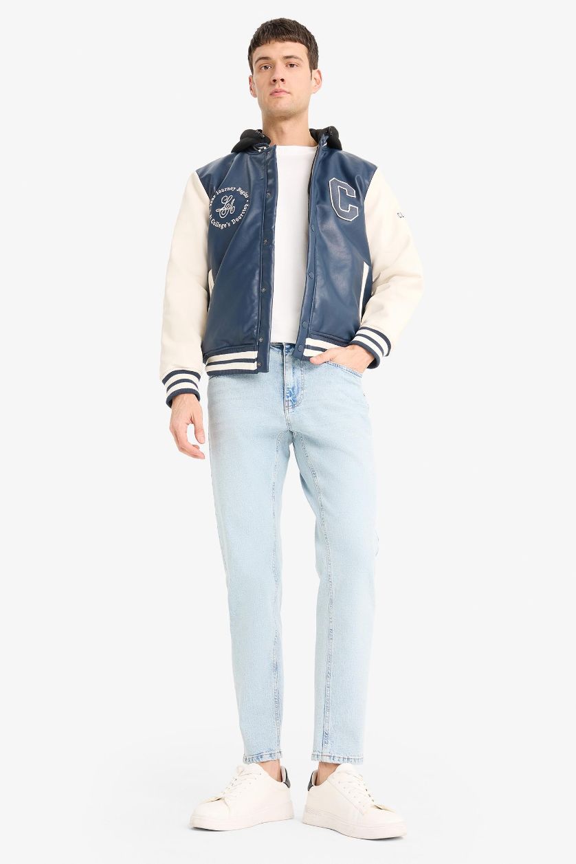 Erkek Lacivert Su İtici Regular Fit Kolej Yaka Kapüşonlu İç Cepli Nakışlı Cepli Suni Deri Bomber Ceket Mont