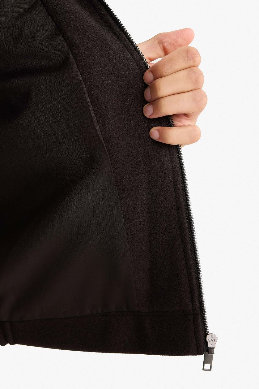 Erkek Koyu Kahve Fermuarlı Cepli Mont