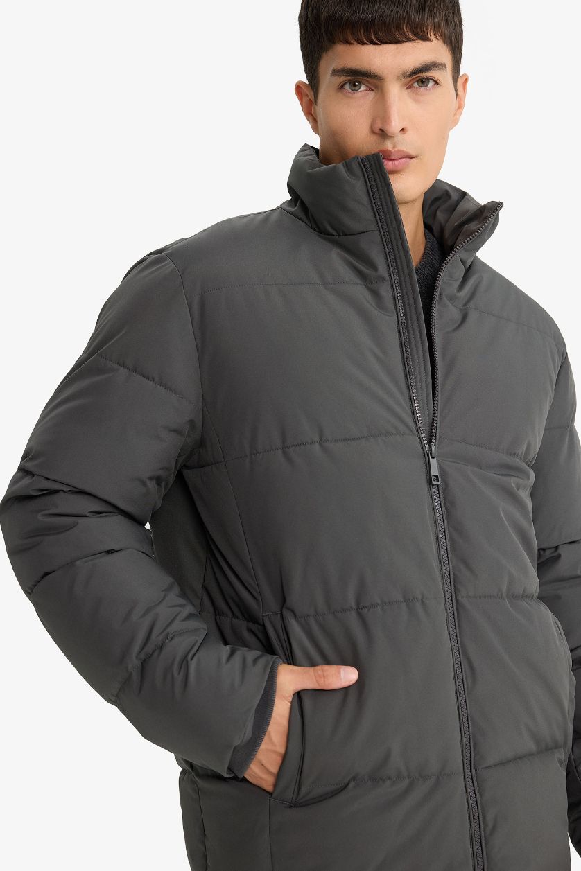 Erkek Antrasit Su İtici Fermuarlı Mont