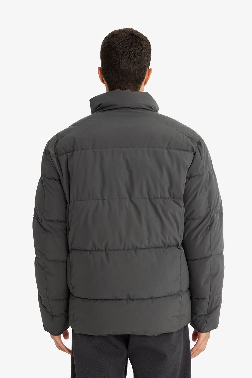 Erkek Antrasit Su İtici Fermuarlı Mont