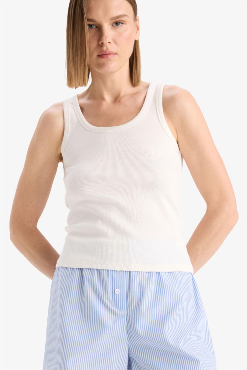 نساء بيج فاتح فانيلة مضلع قصة عادية من Fall in Love