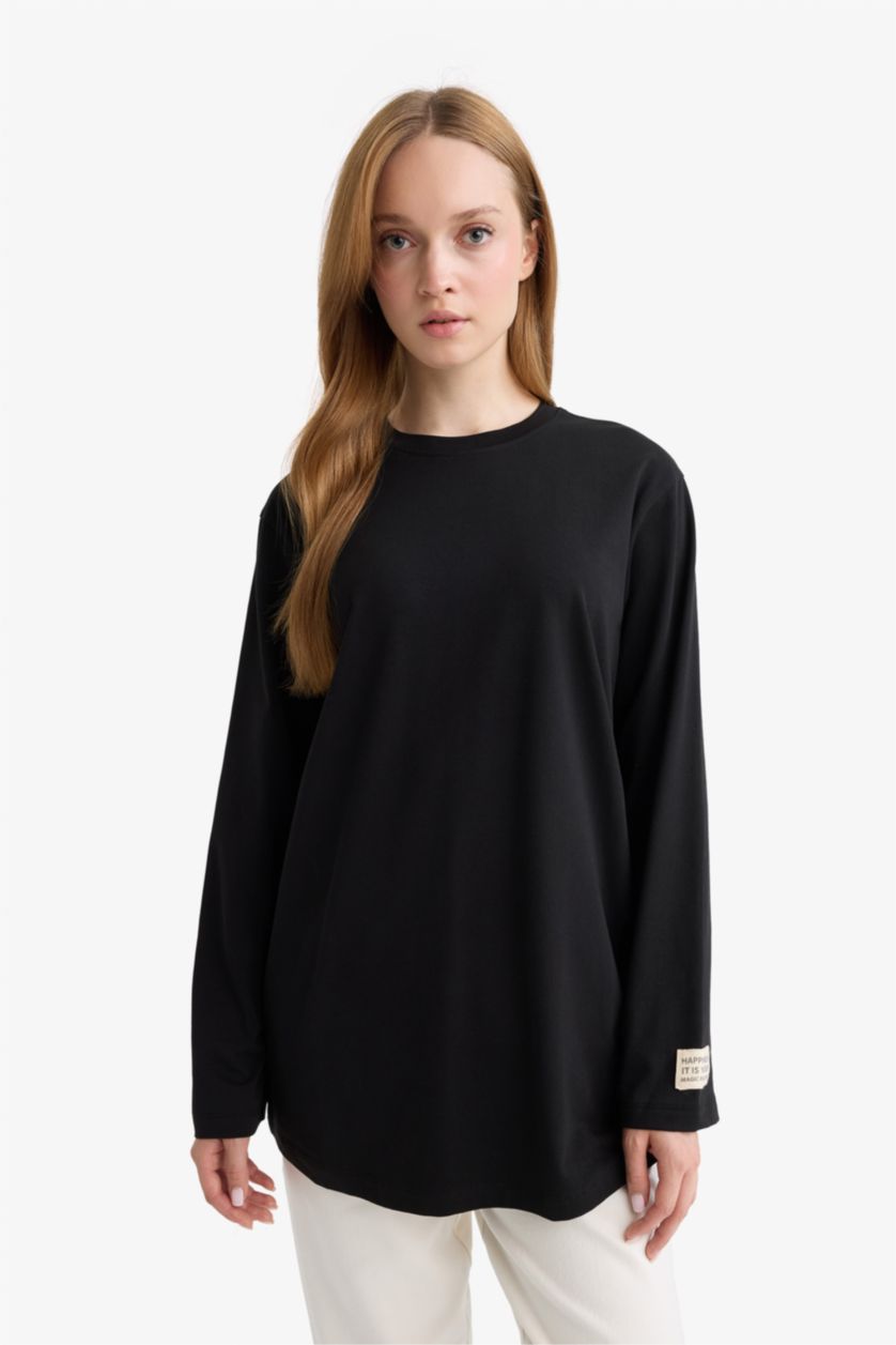Woman Black Regular Fit Long Sleeve Tunic