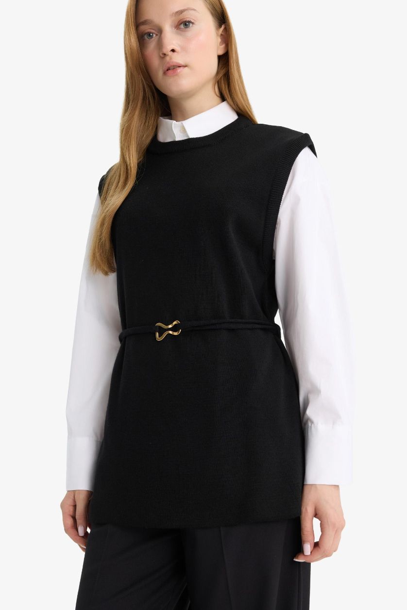 Kadın Siyah Bisiklet Yaka Kemer Detaylı Triko Süveter