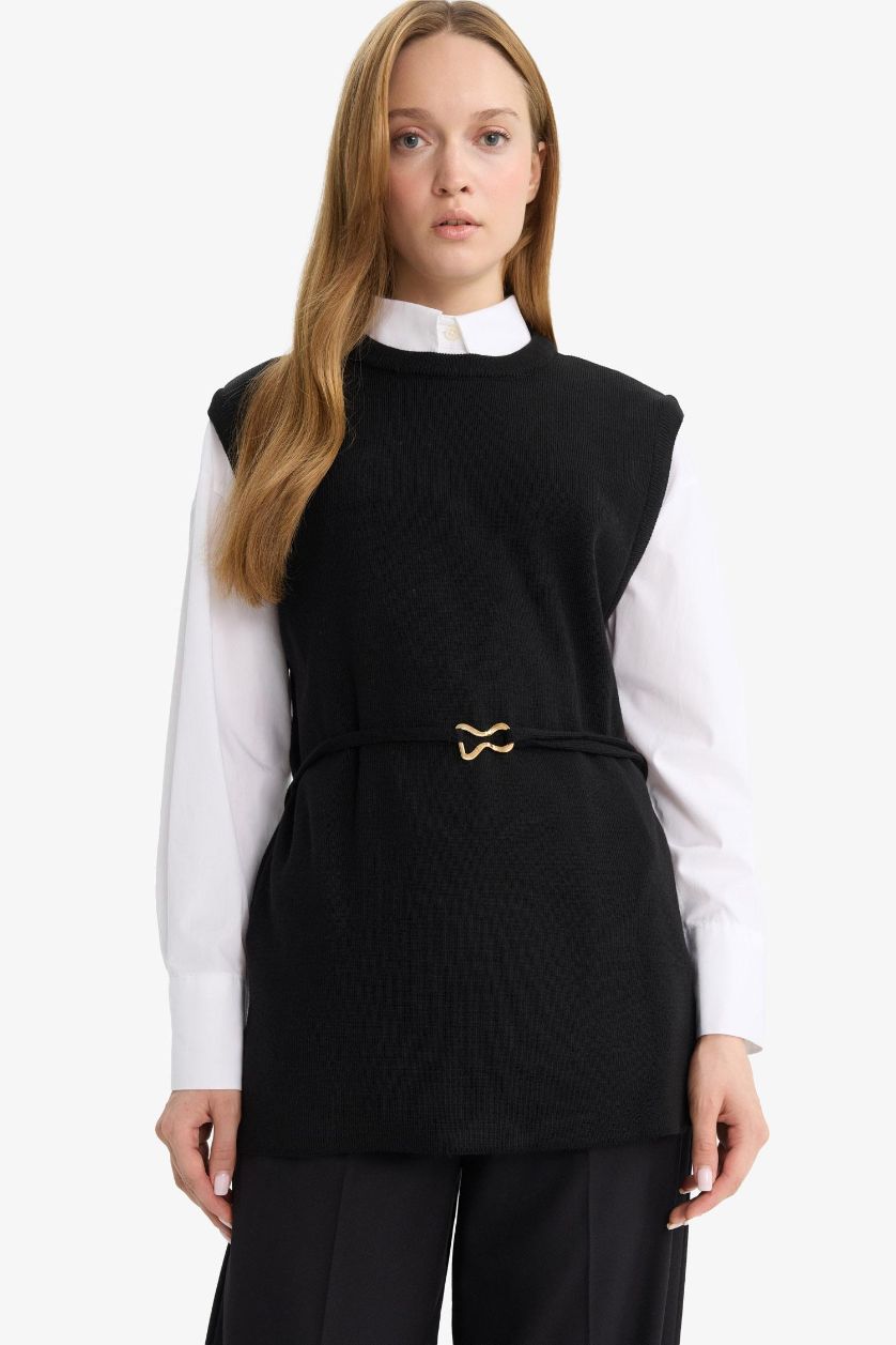 Kadın Siyah Bisiklet Yaka Kemer Detaylı Triko Süveter