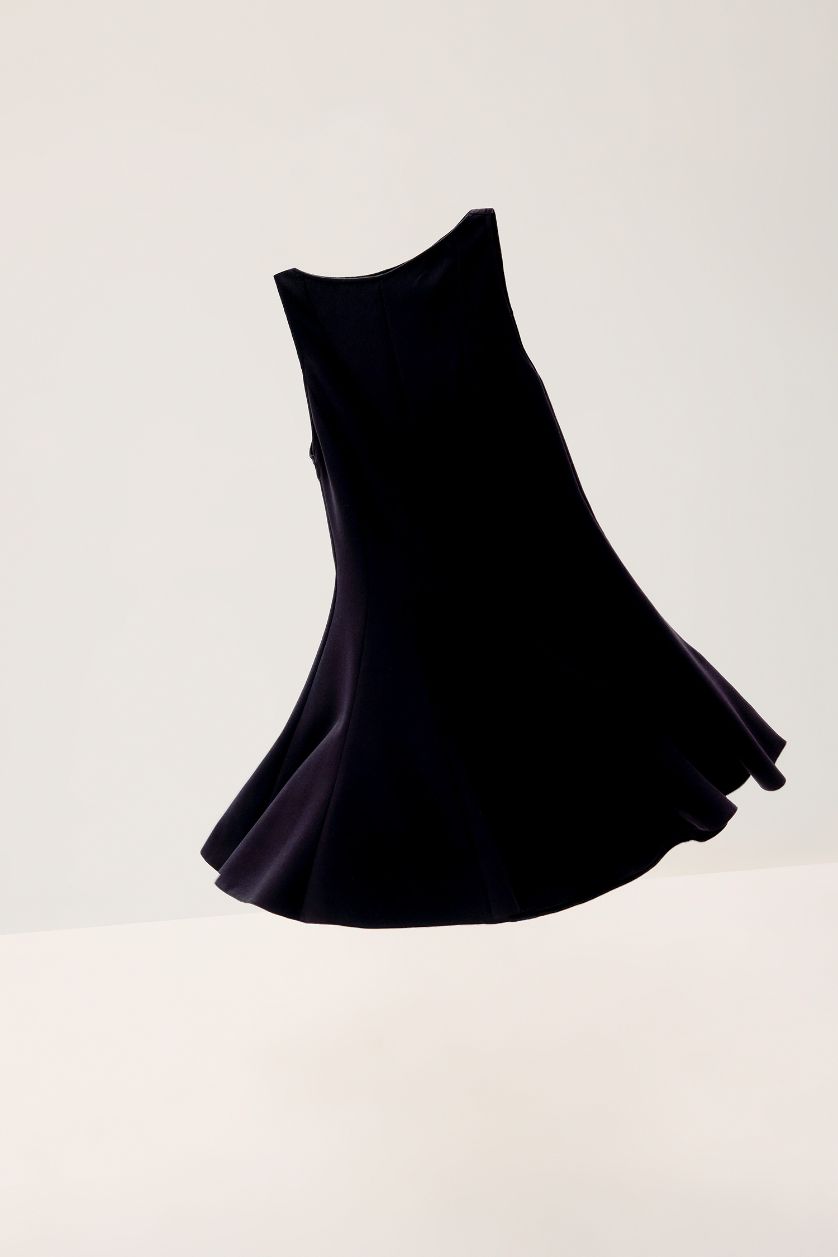 Kadın Siyah Kayık Yaka Basic Düz Kolsuz Mini Elbise