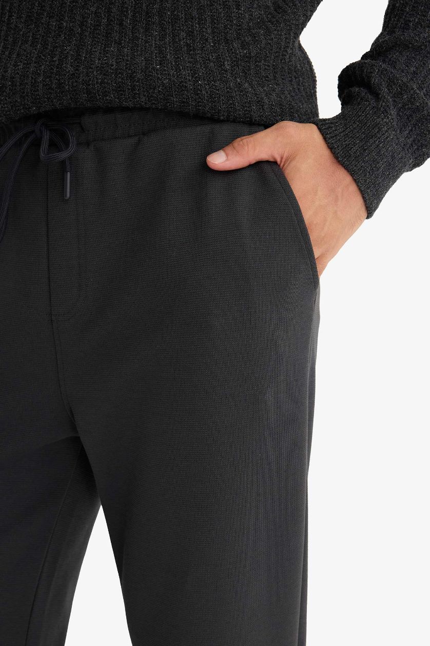 Erkek Koyu Antrasit Regular Fit Beli Bağcıklı Düz Paça Eşofman Altı
