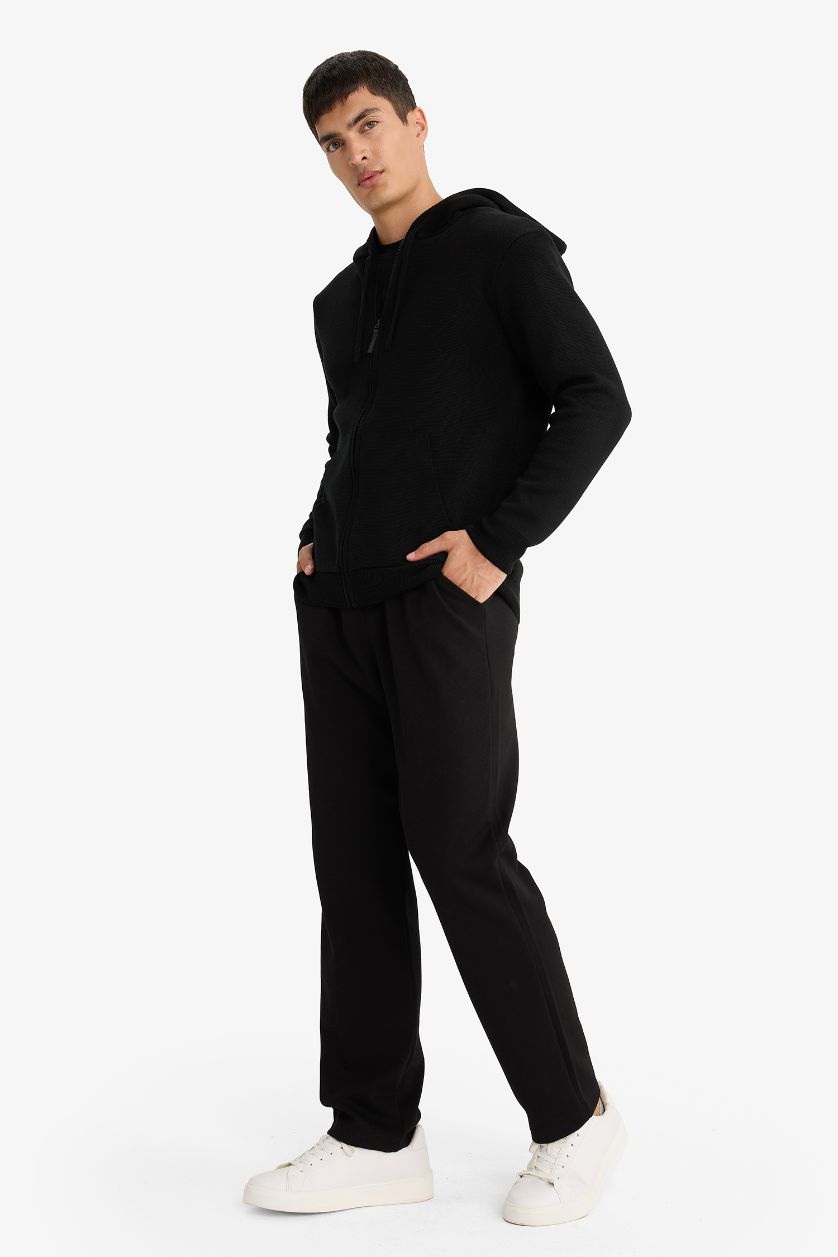 Man Black Regular Fit Trousers