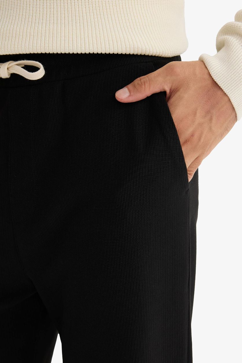Man Black Regular Fit Tie Waist Sweatpants