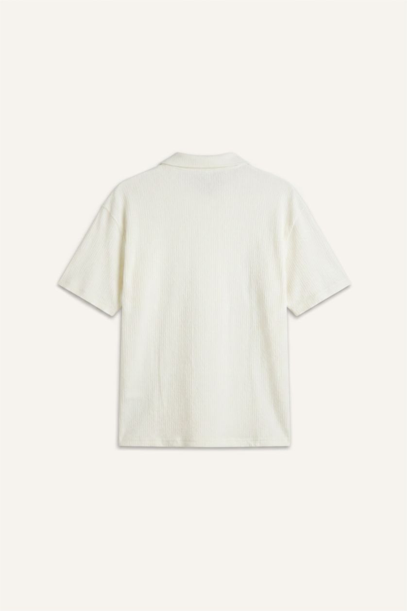 HOMME Écru Chemise en tissu froissé à col resort et manches courtes Coupe moderne