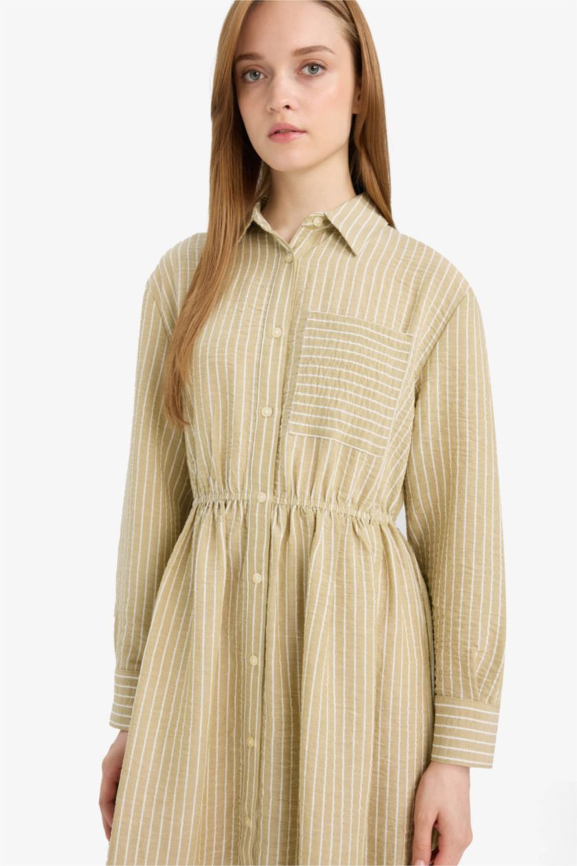 FEMME Beige Robe à col chemise et manches longues