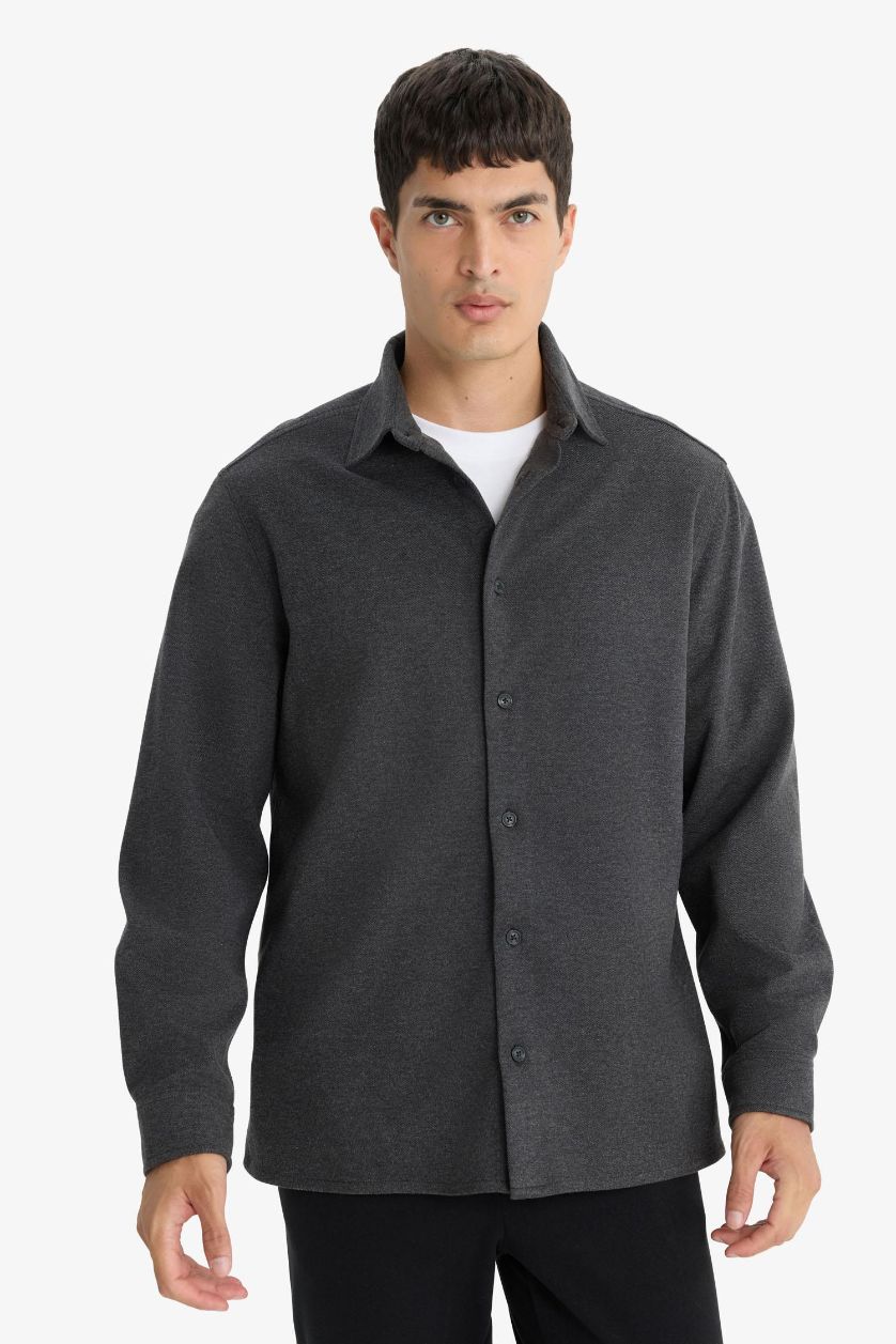 رجال أنثرا غامق قميص بولو قصة عادية تويل