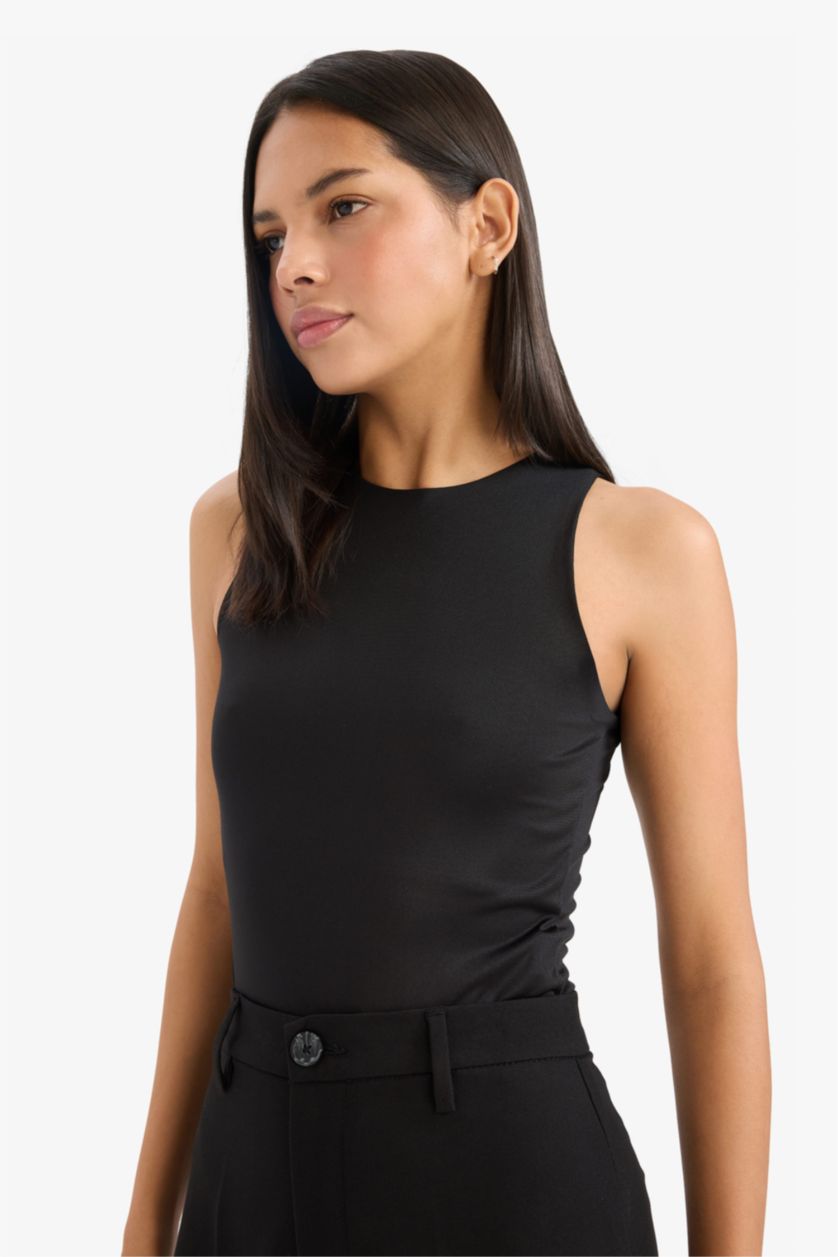 Kadın Siyah Slim Fit Dar Kesim Halter Yaka Basic Düz Çıtçıtlı Body