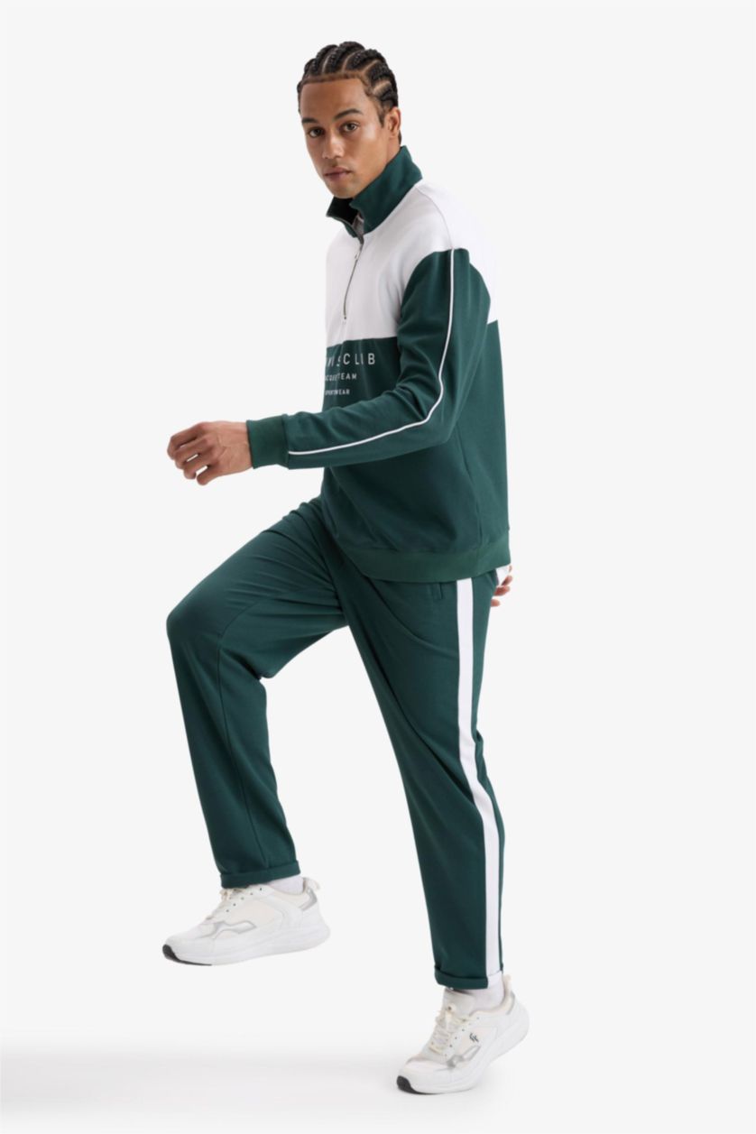 رجال أخضر غامق بنطرون جوجر قصة عادية من DeFactoFit