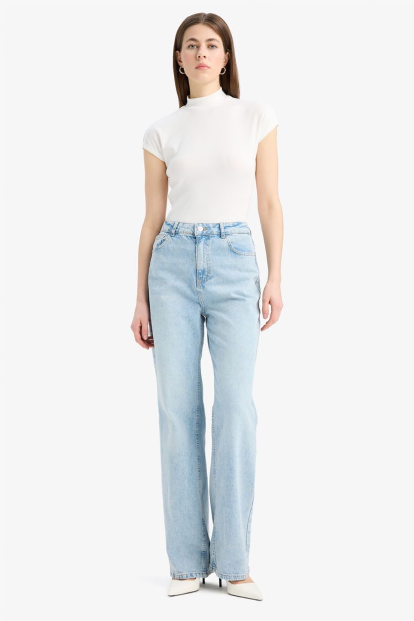 Kadın Ekru Slim Fit Dar Kesim Yarım Balıkçı Yaka Basic Düz  Fitilli Kaşkorse Kısa Kollu Tişört