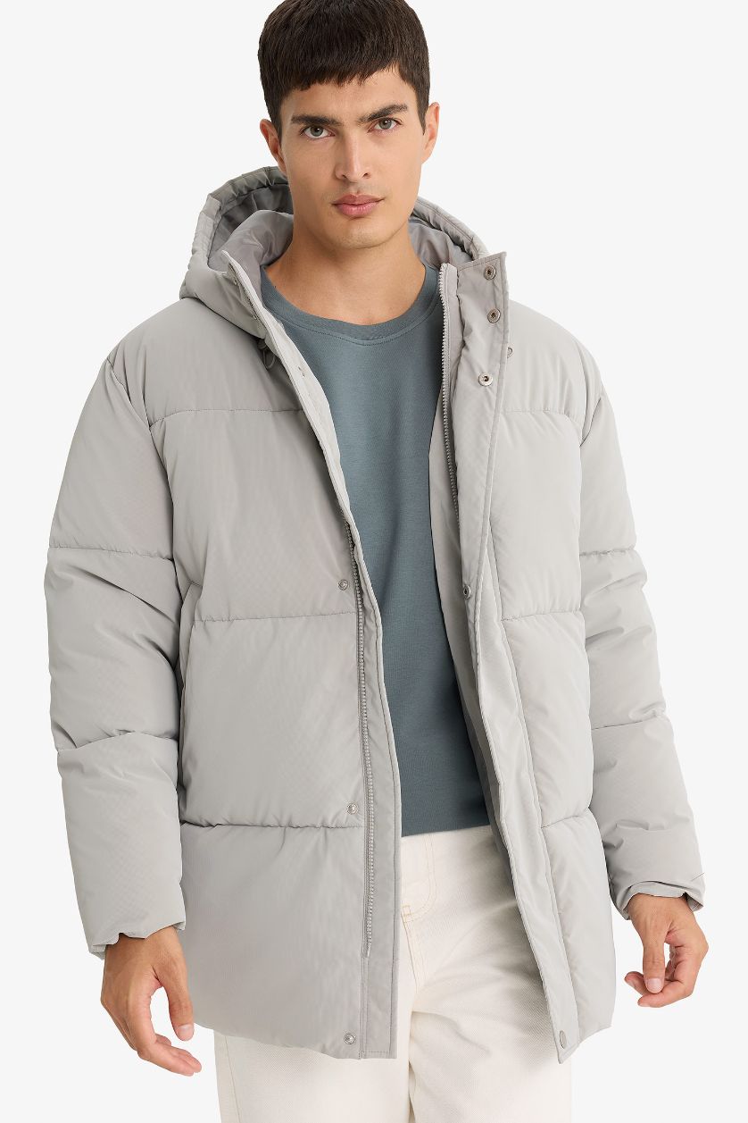 Erkek Açık Gri Su İtici Regular Fit Kapüşonlu Cepli Astarlı Rüzgar Geçirmez Fermuarlı  Parka