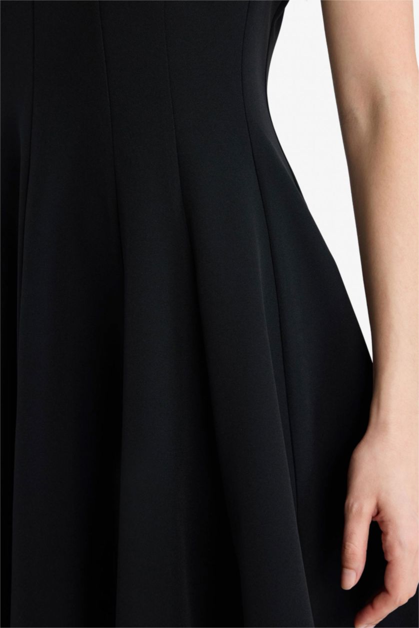 Женщины Черный Платье с коротким рукавом А-силуэта с круглым вырезом