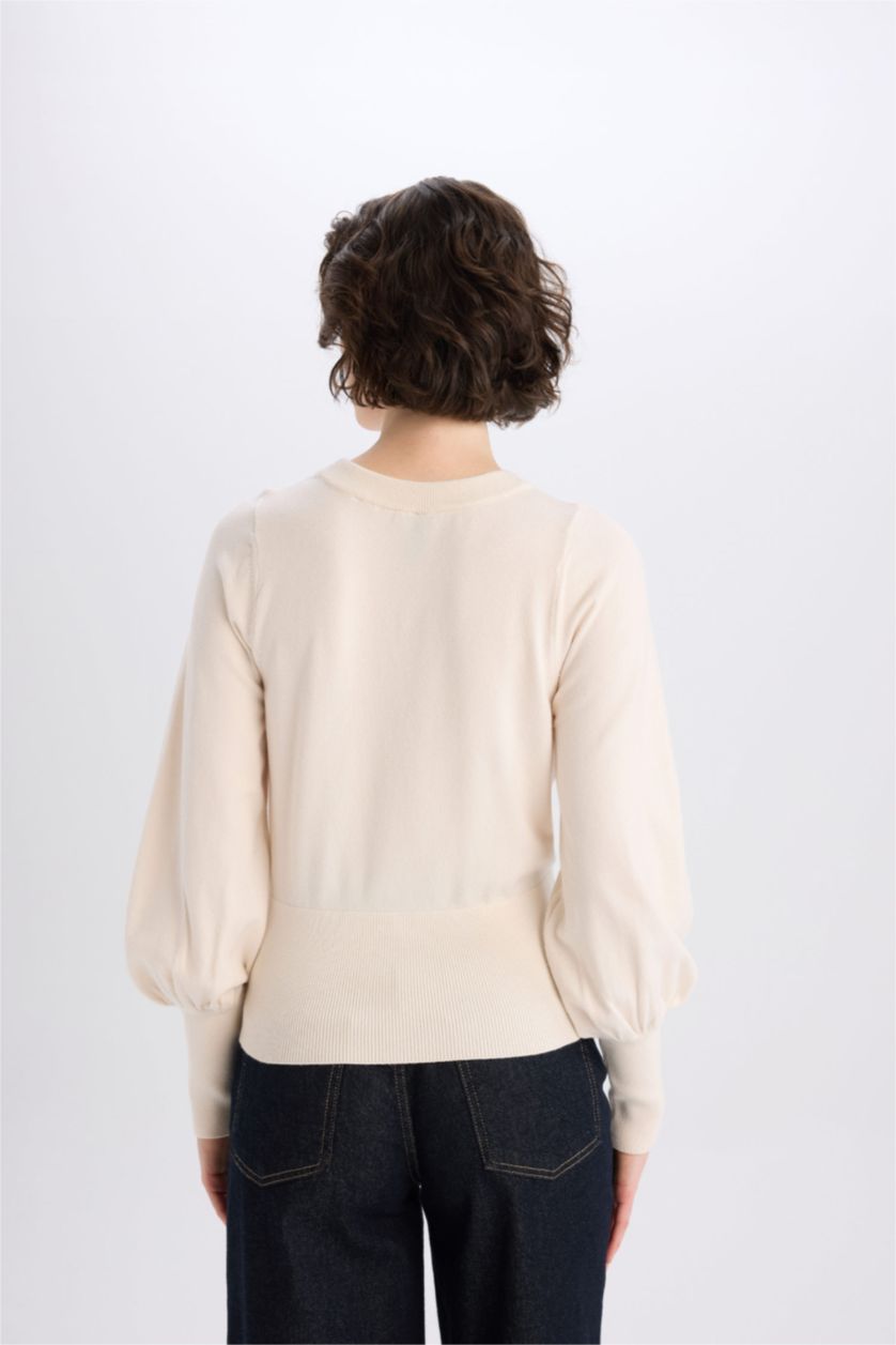 Kadın Bej Regular Fit Bisiklet Yaka Basic Düz Triko Kazak