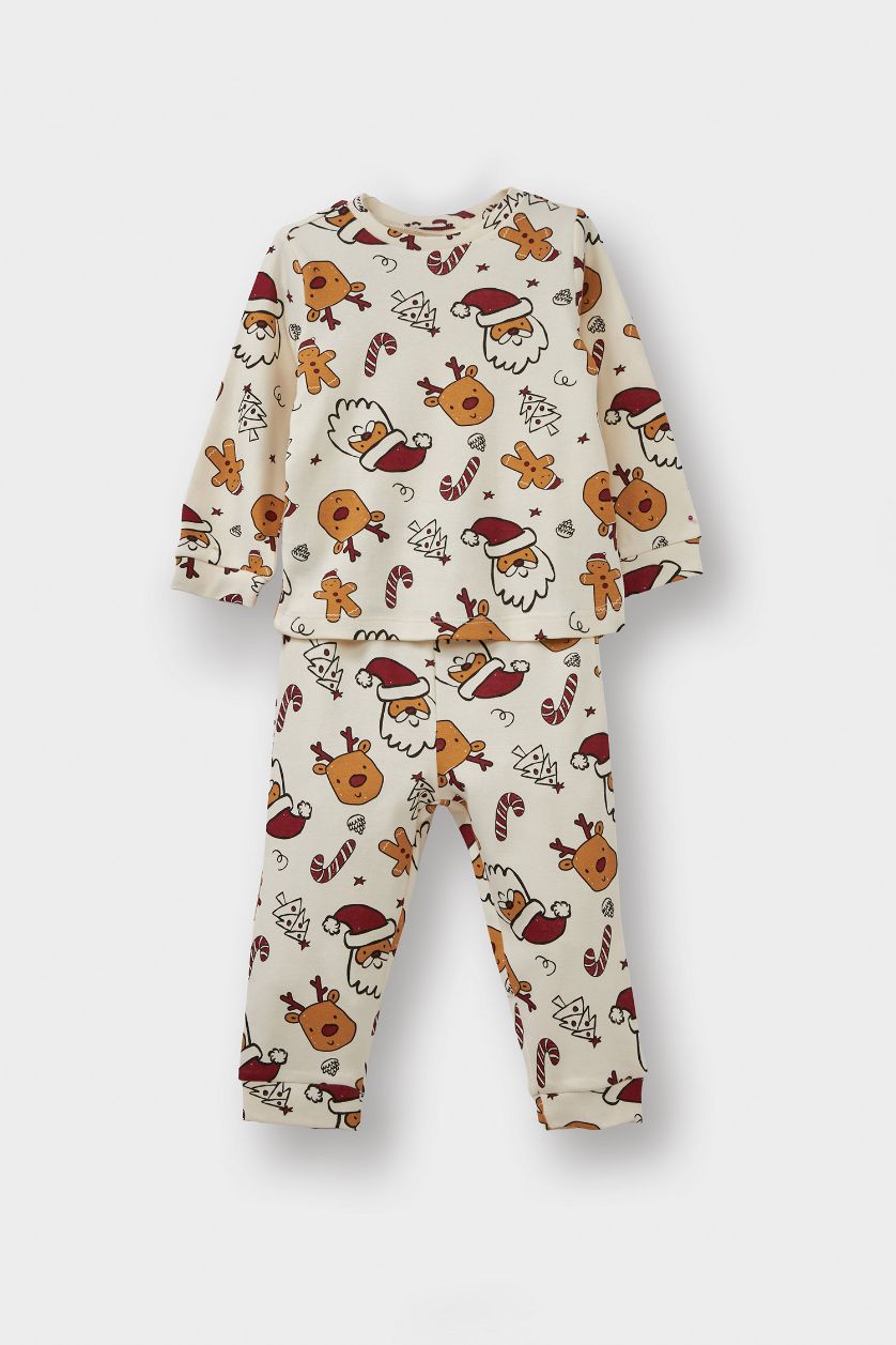 Erkek Bebek Ekru Pijama Takımı Yılbaşı Temalı Uzun Kollu Üst Uzun Alt Erkek Bebek