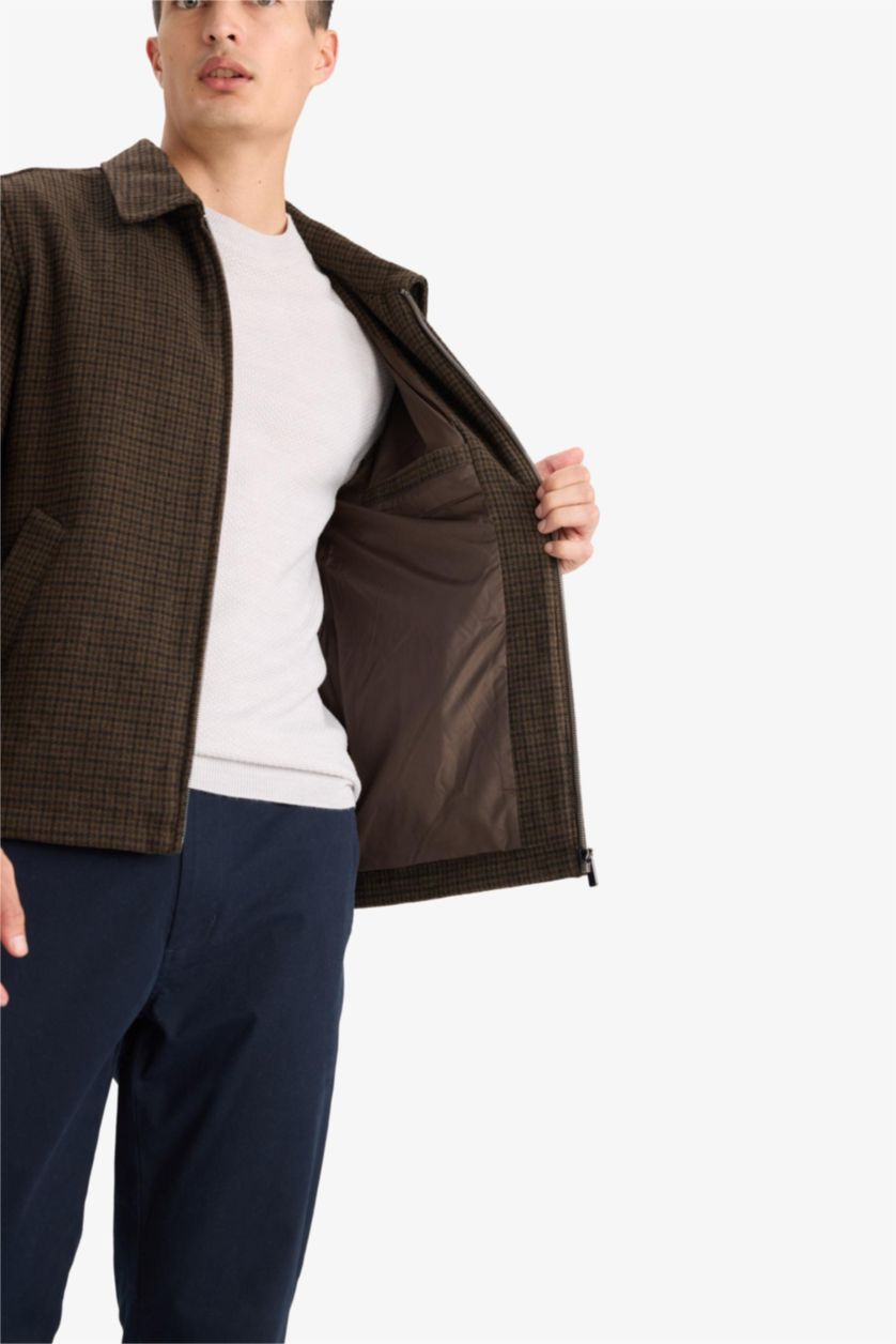 Erkek Koyu Kahve Slim Fit Dar Kesim Polo Yaka Cepli Astarlı Fermuarlı Mont