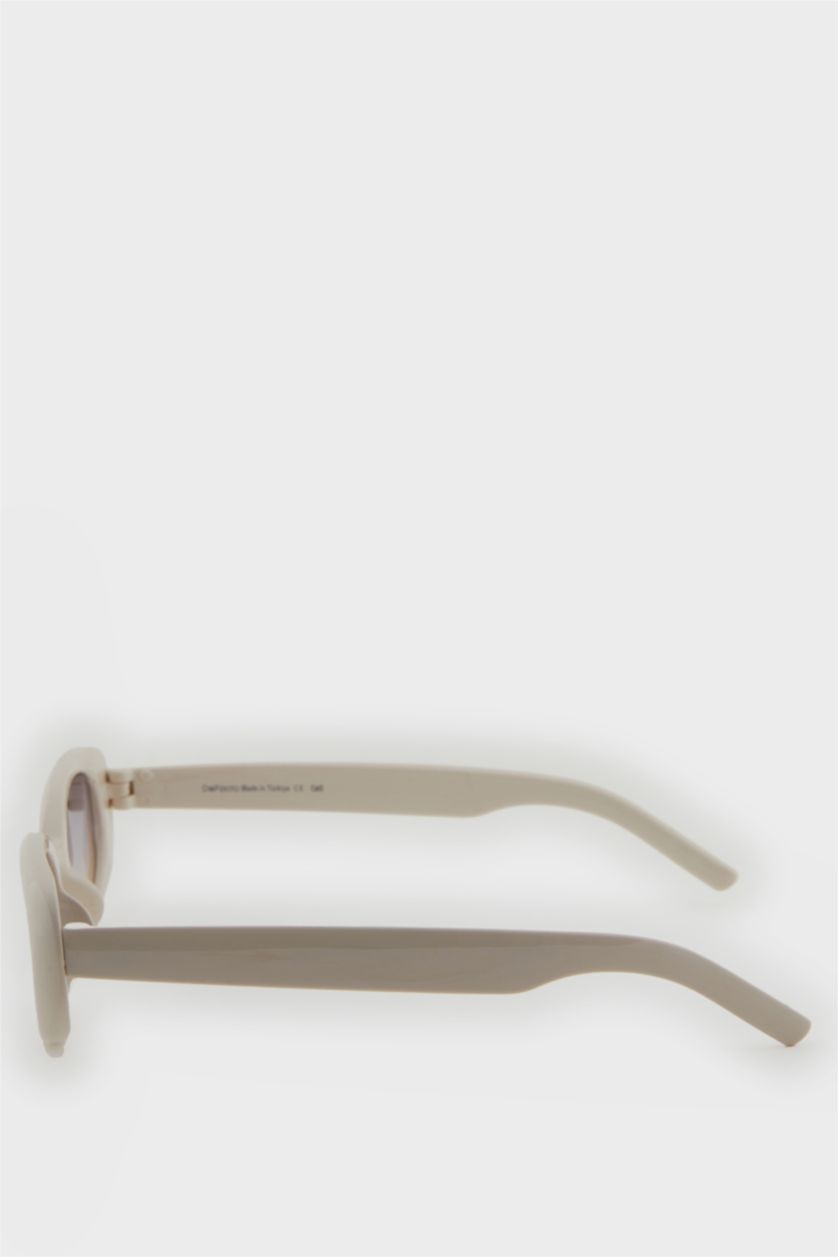 Woman Stone Woman Round Sunglasses