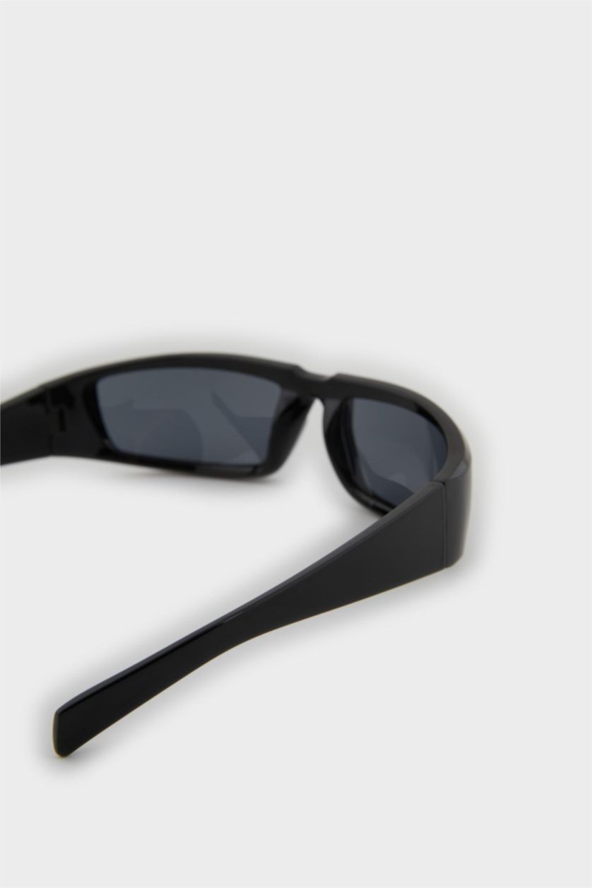 Kadın Siyah Kadın Oval Siyah Plastik Çerçeve Siyah Cam UV Güneş Gözlüğü