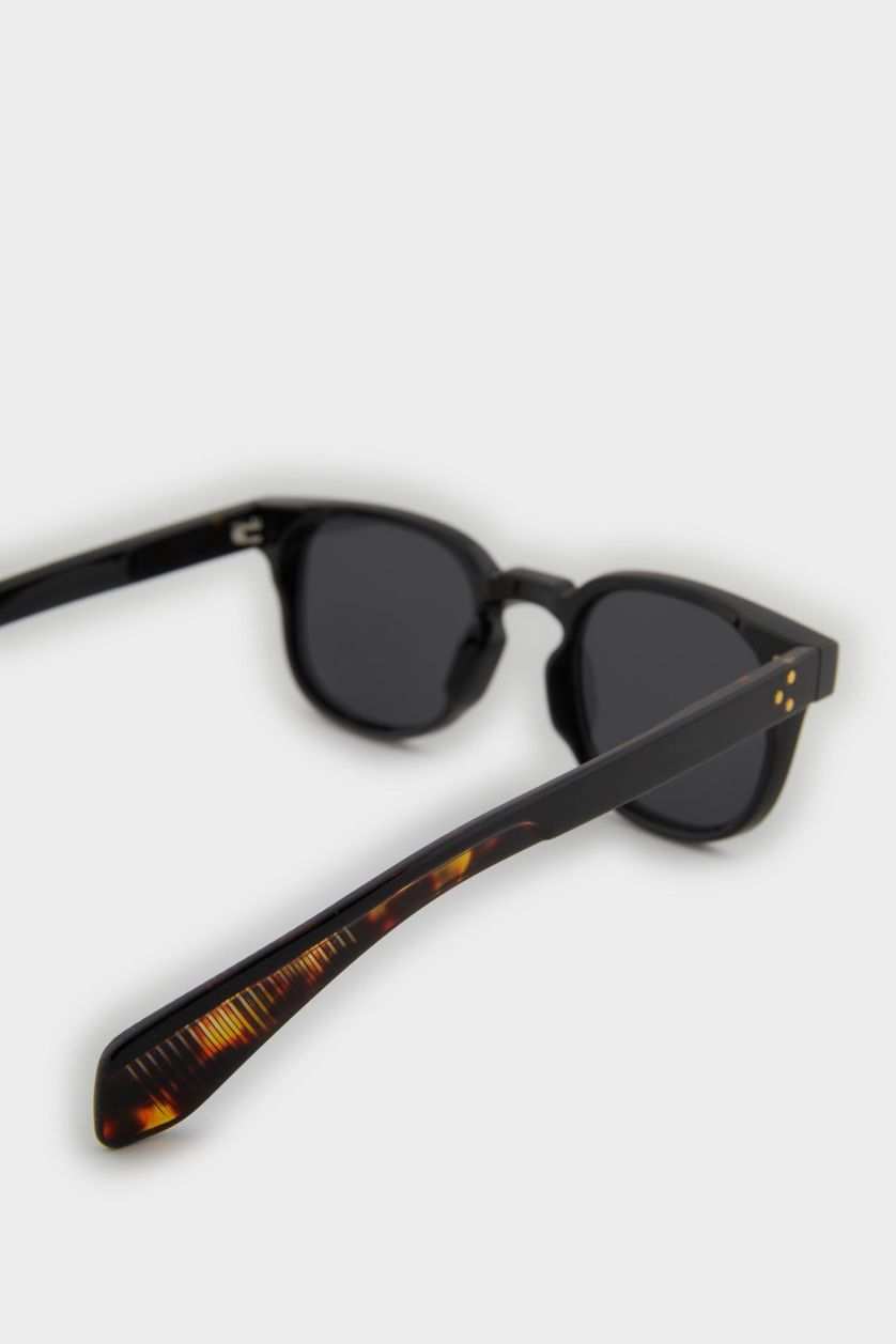 Woman Karma Woman Round Sunglasses