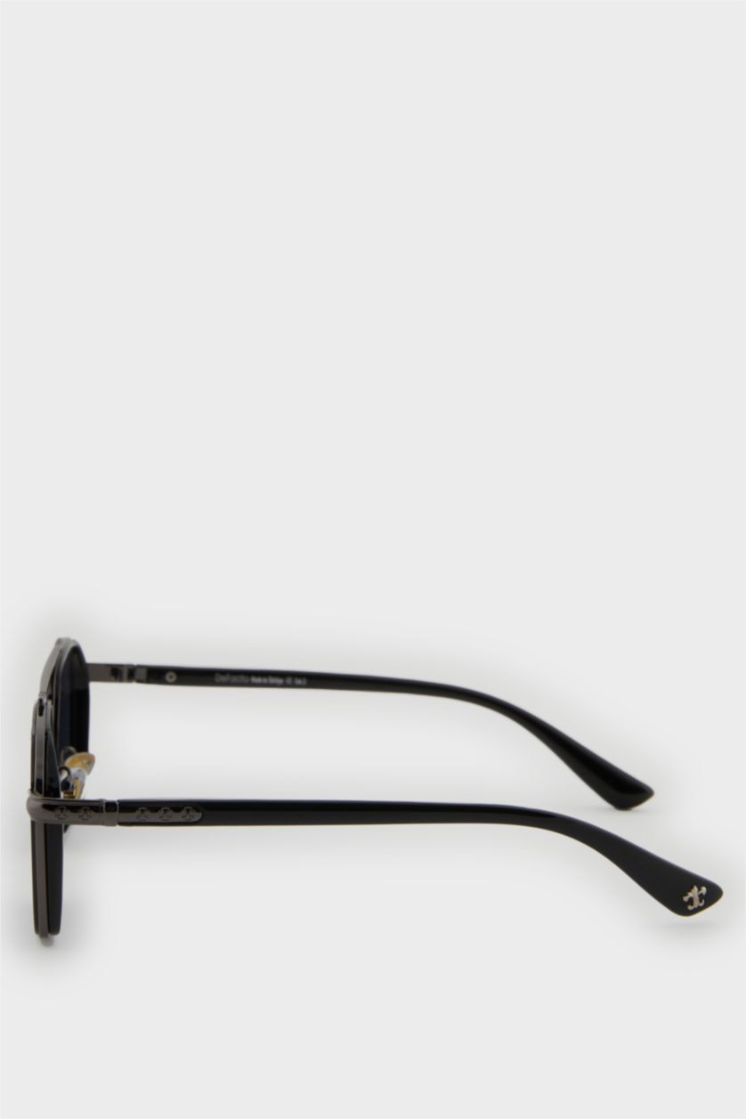 Woman Black Woman Round Sunglasses