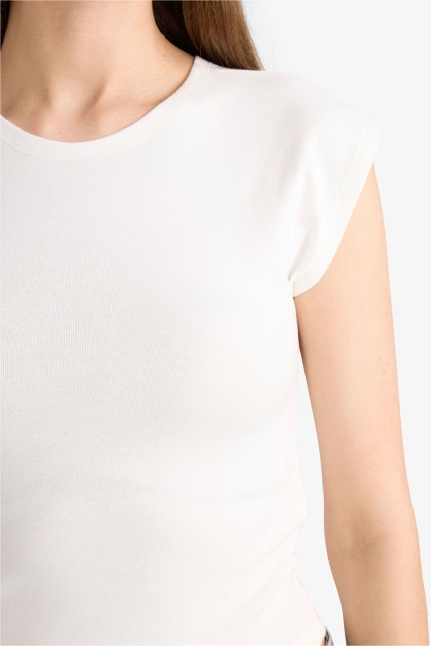 Kadın Ekru Slım Fıt Bisiklet Yaka Basıc Düz Modal Kısa Kollu Tişört