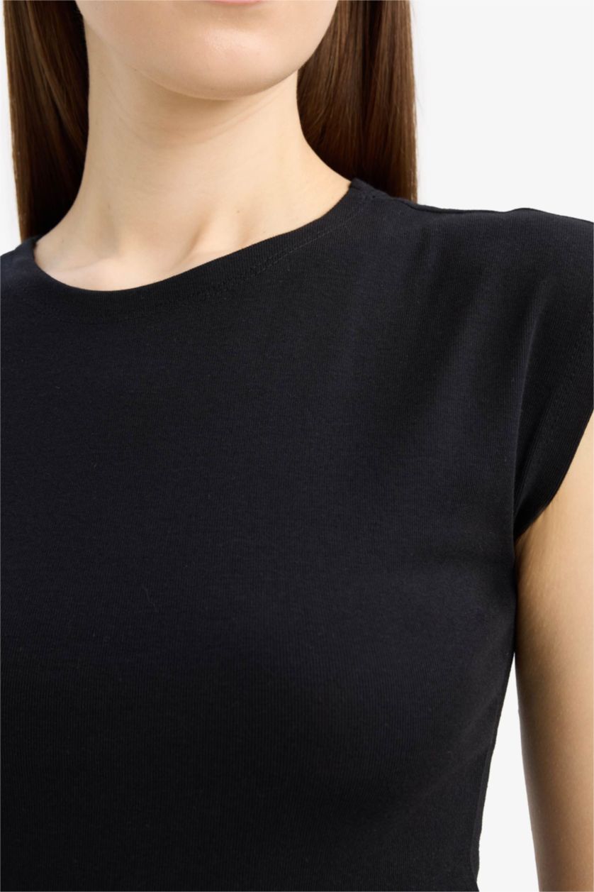 Woman Black Slim Fit Crew Neck Basic Modal T-Shirt