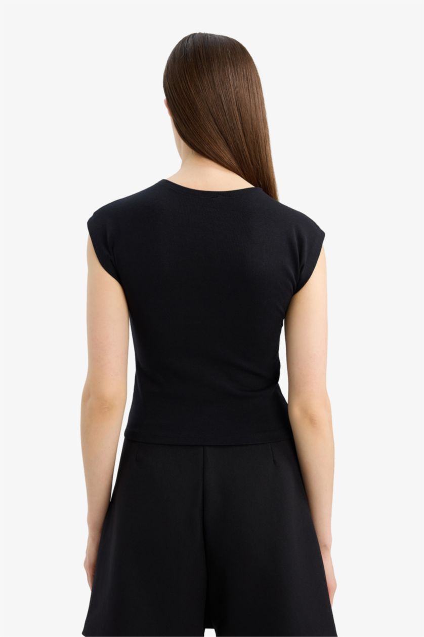 Woman Black Slim Fit Crew Neck Basic Modal T-Shirt