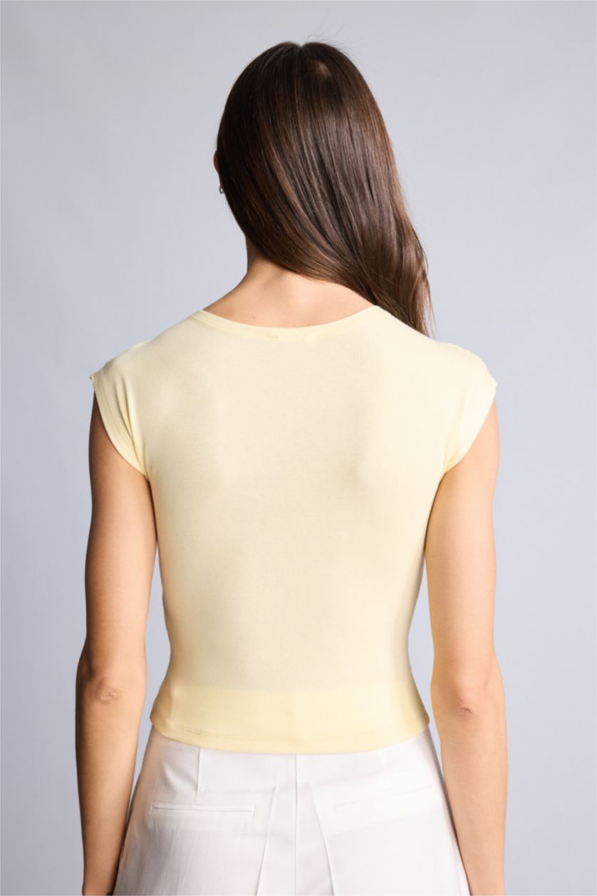 Kadın Açık Sarı Slım Fıt Basıc Modal Tişört