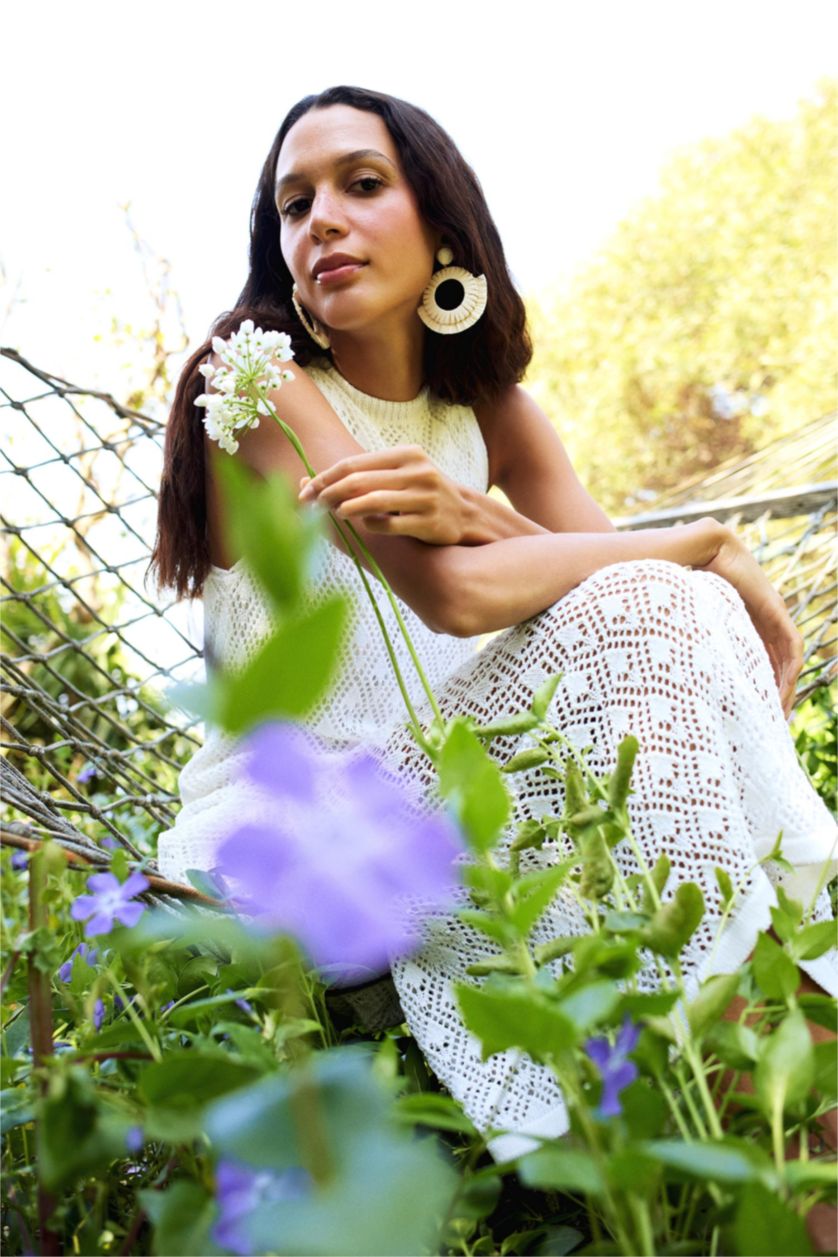 Kadın Bej Kadın Hasır Detaylı Küpe