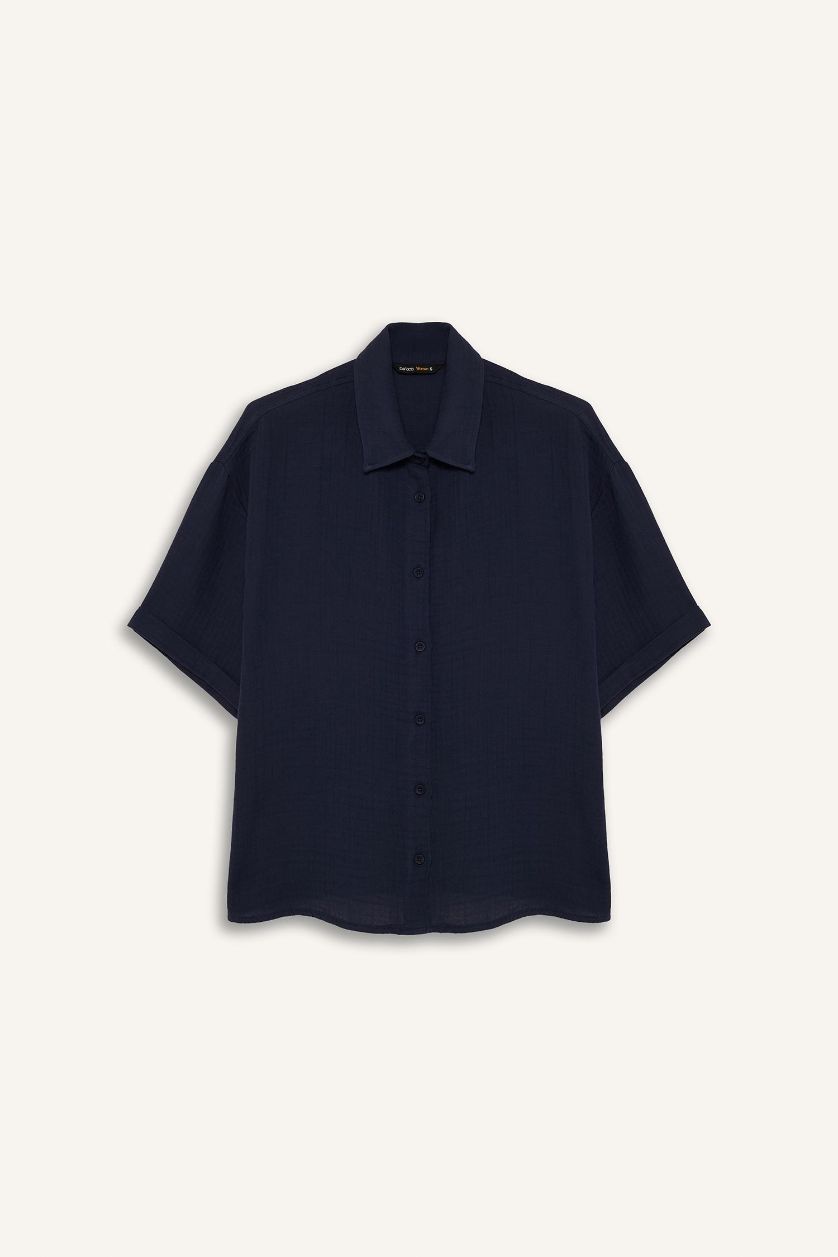 نساء كحلي فاتح قميص نص ردن موسلين قصة عادية