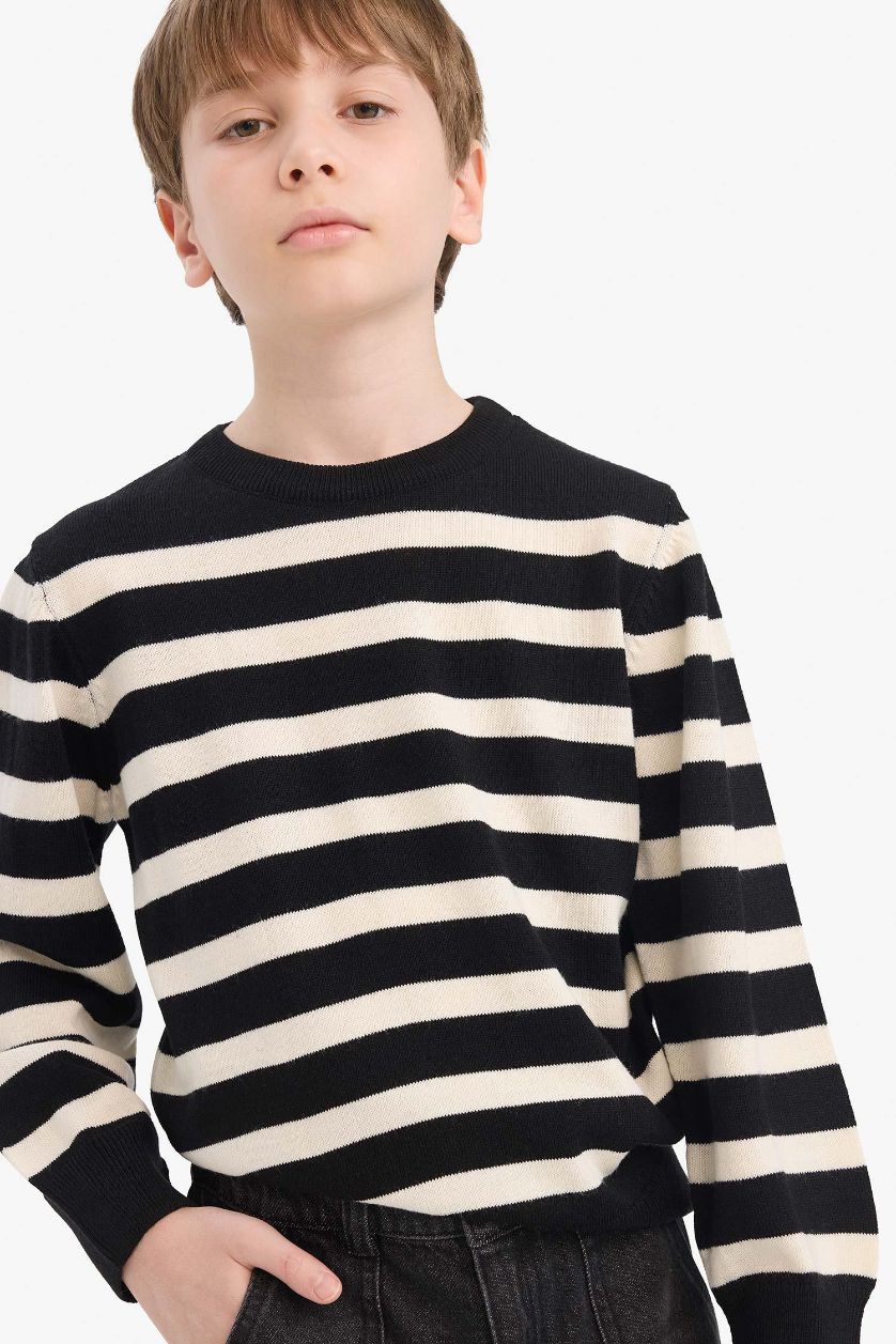 Erkek Çocuk - Genç Erkek Siyah Bisiklet Yaka Çizgili Triko Kazak Erkek Çocuk