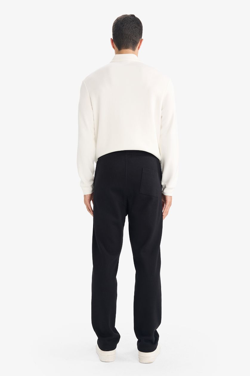 Erkek Siyah Regular Fit Beli Bağcıklı Düz Paça Eşofman Altı 