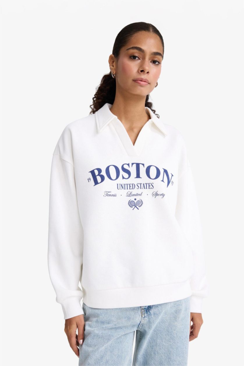 حريمي بيج فاتح سويت شيرت تقيل قصة مريحة بياقة بولو