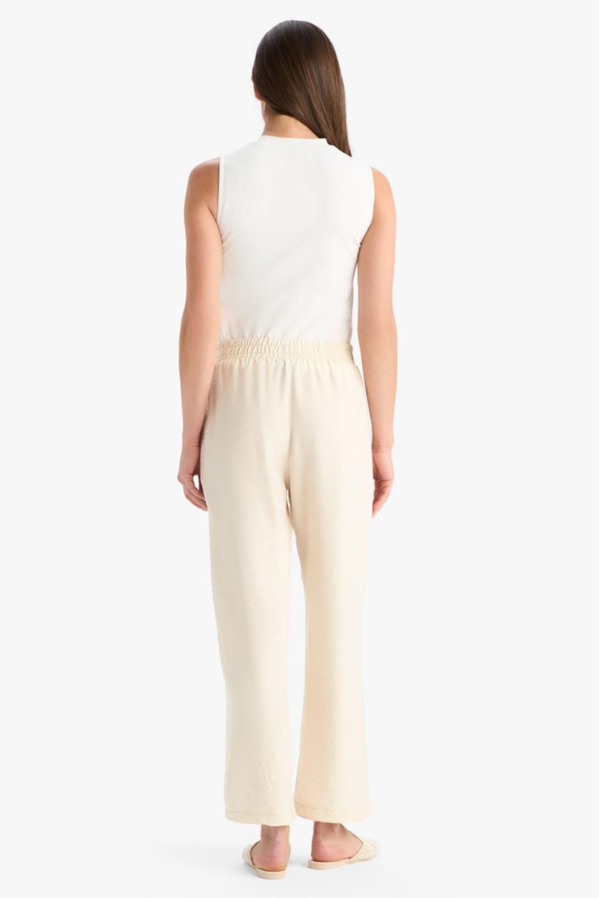 حريمي اللون الرملي بنطلون بيزك قصة عادية ورجل عادية بجيب