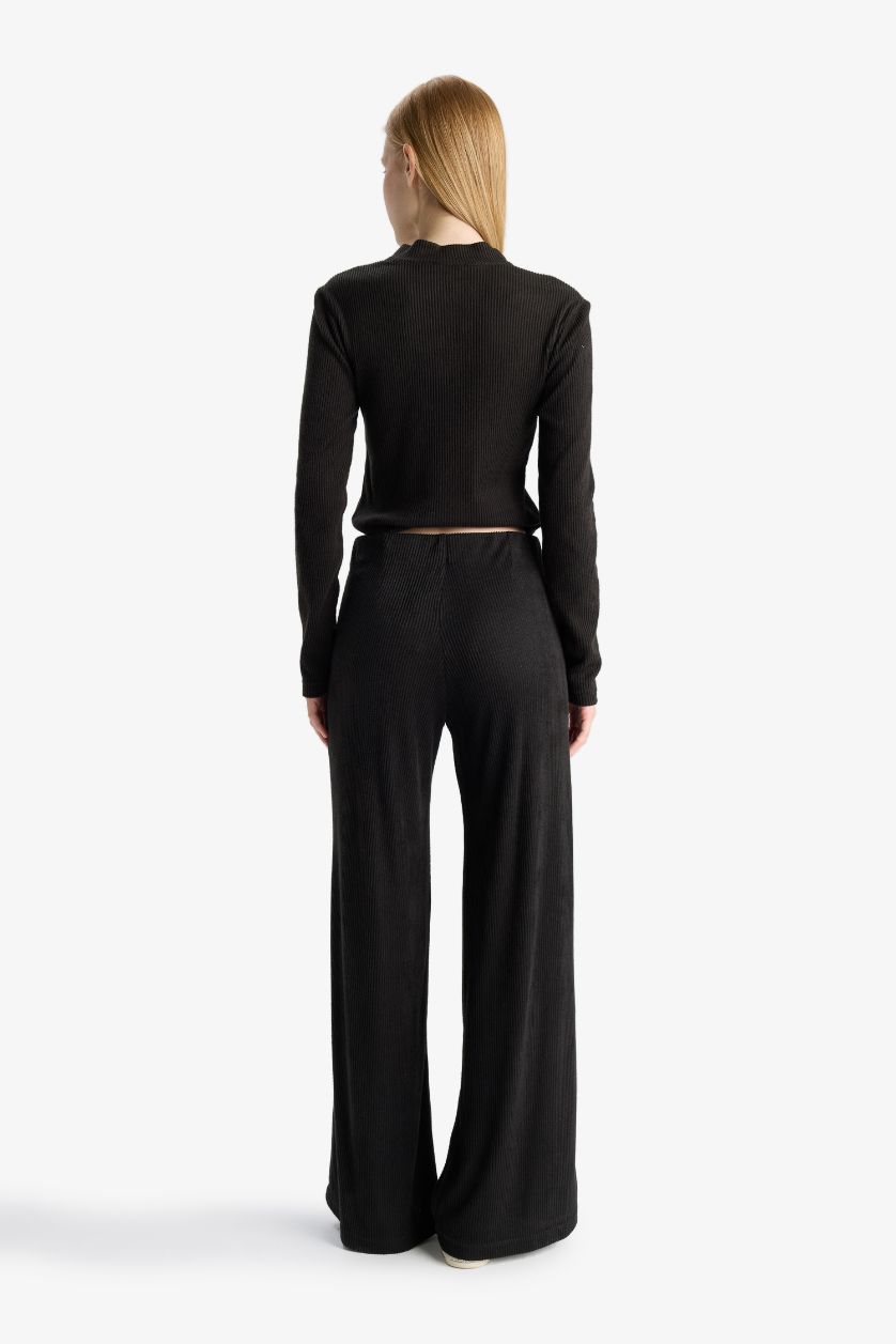 نساء أسود بنطلون فلير فيت برجل واسع جارلس