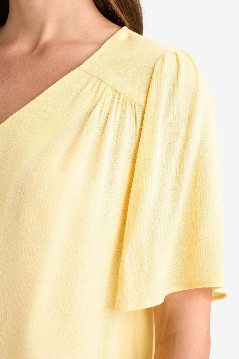WOMAN Light Yellow Regular Fit V-Neck Crinkle Viscose Short Sleeve Shirt
