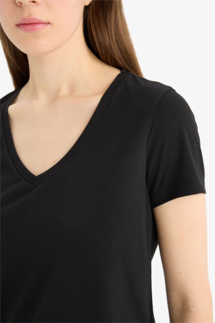 حريمي أسود تيشيرت بيزك سادة قصة عادية بياقة V - قطعتين