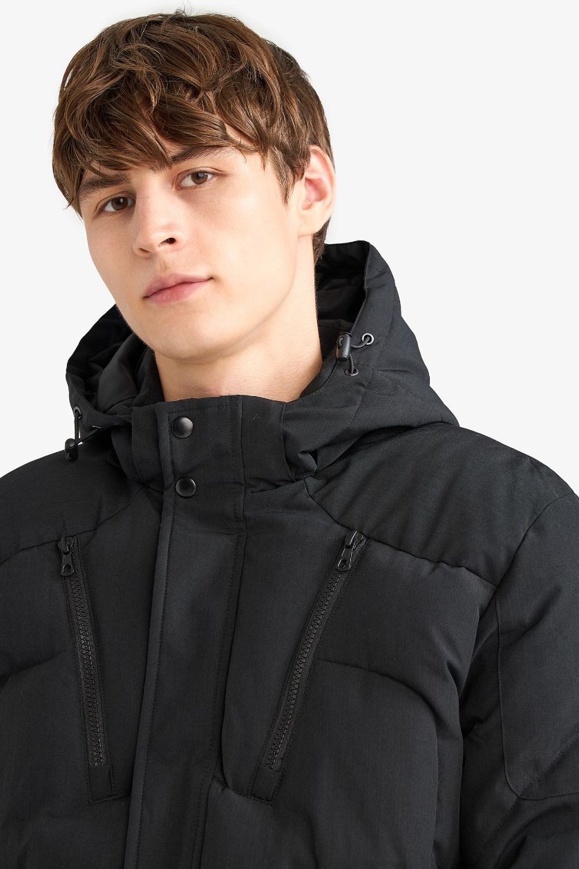 Erkek Siyah Su İtici Slim Fit Mont