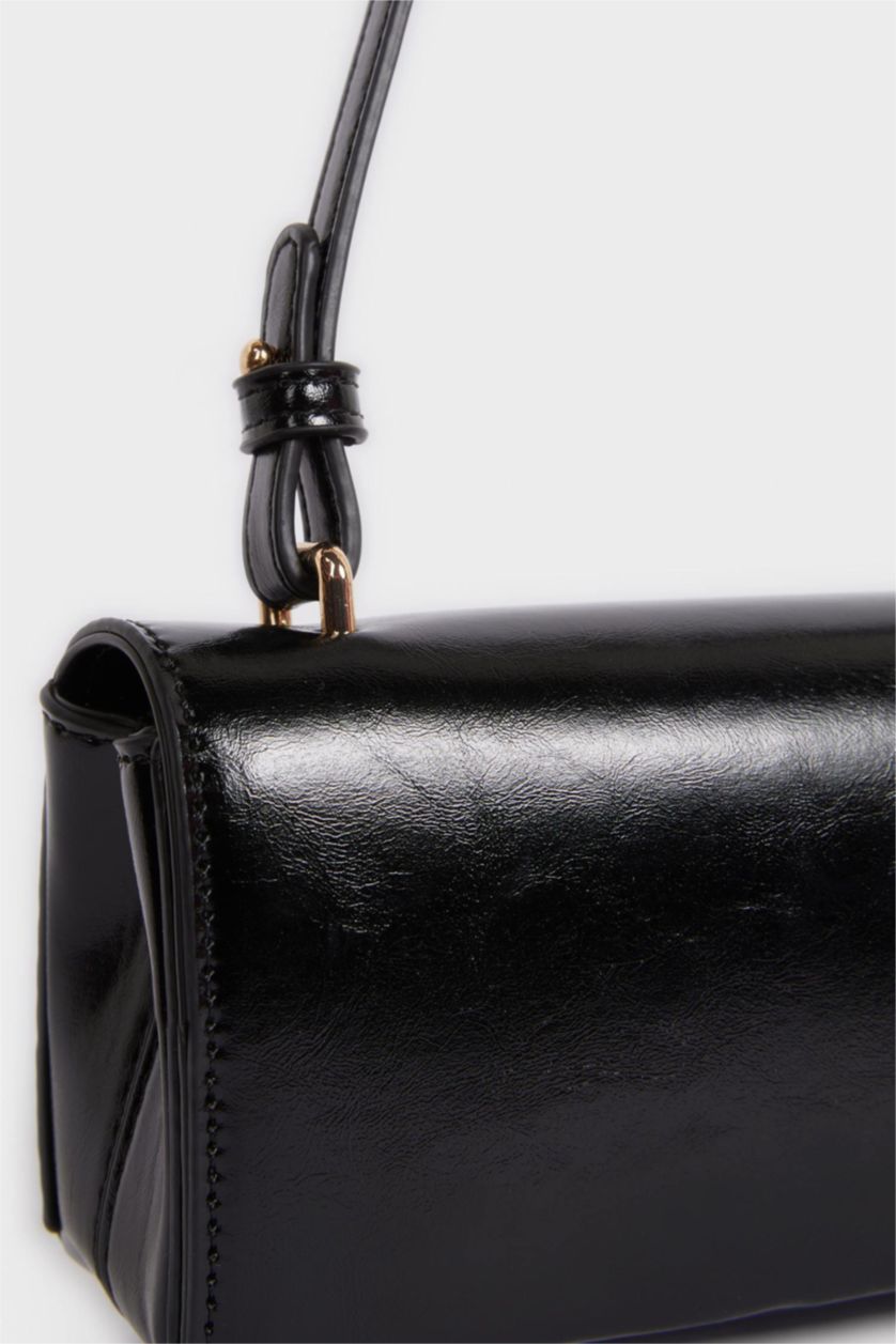 Kadın Siyah Suni Deri Baget Çanta