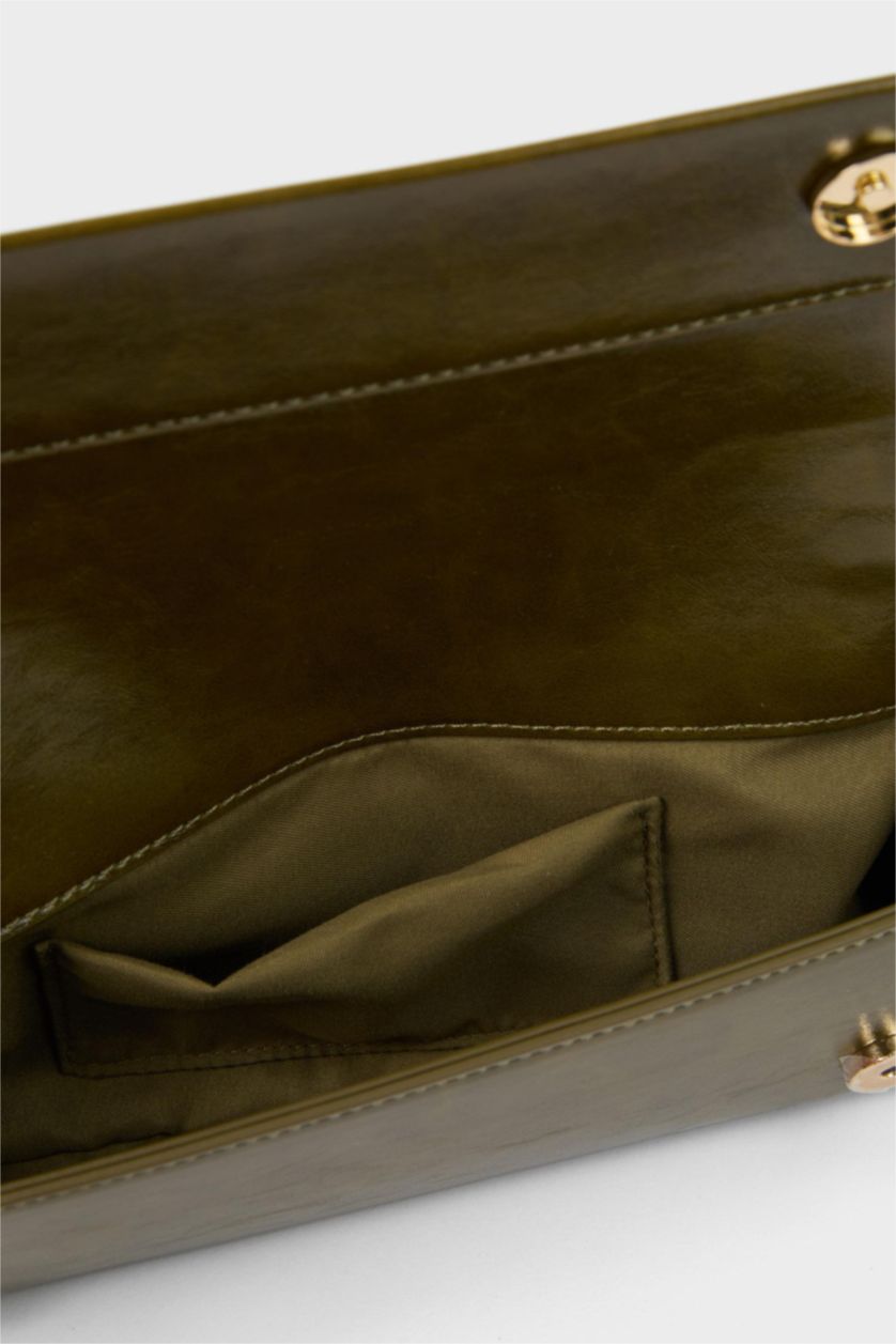 Kadın Açık Yeşil Suni Deri Baget Çanta