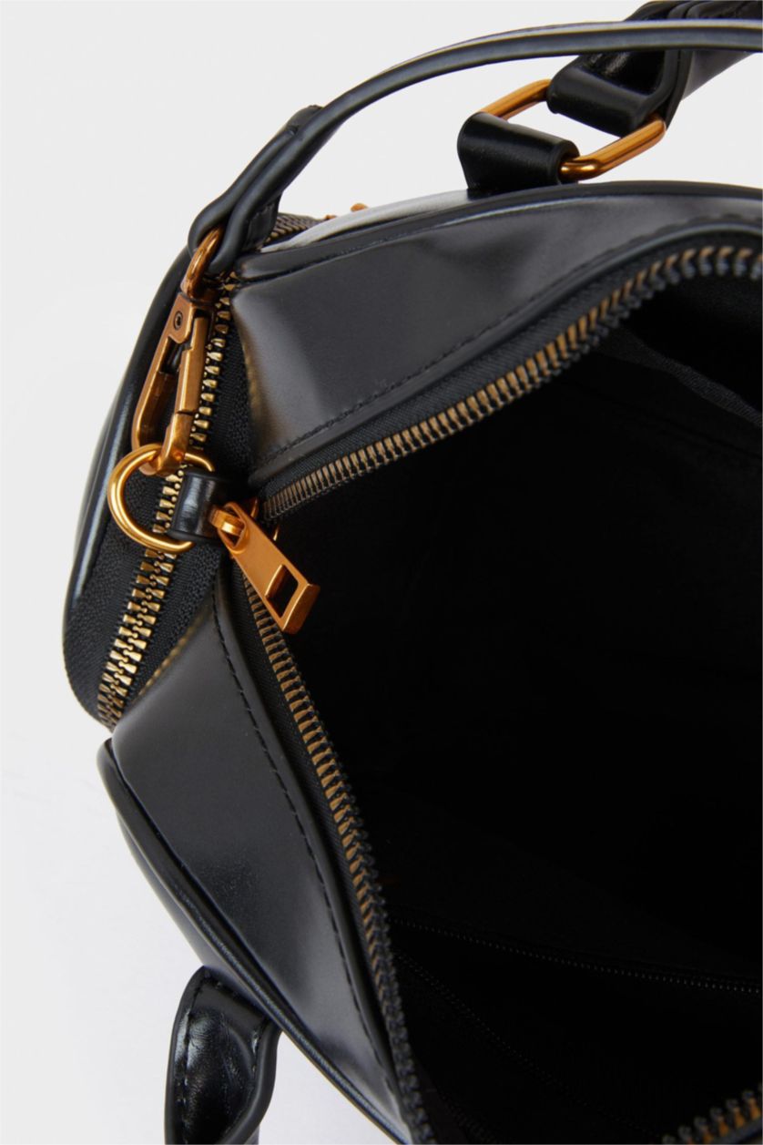 Woman Black Faux Leather Crossbody Bag