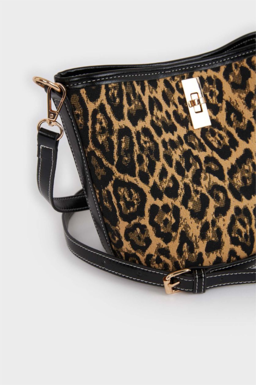 Woman Karma Crossbody Bag