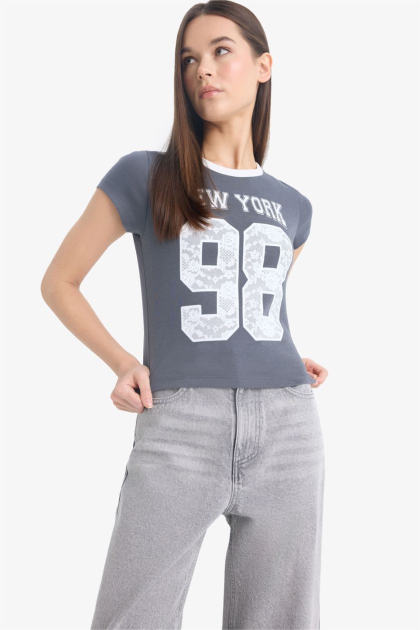 نساء أنثرا تيشيرت نص ردن مخصر مضلعب بياخة مستديرة